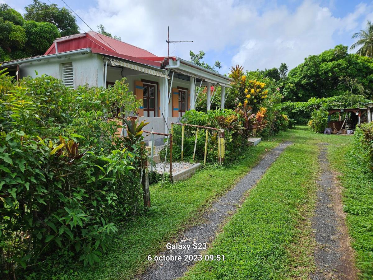 Maison Familiale Authentique Villa Capesterre-Belle-Eau Exterior foto